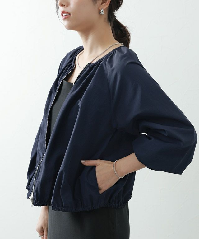 167cm / ネイビー / M