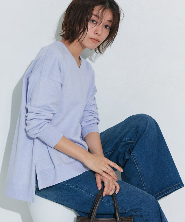 167cm / アッシュブルー / Vネック / M