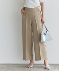 ボタンデザインストレートパンツ