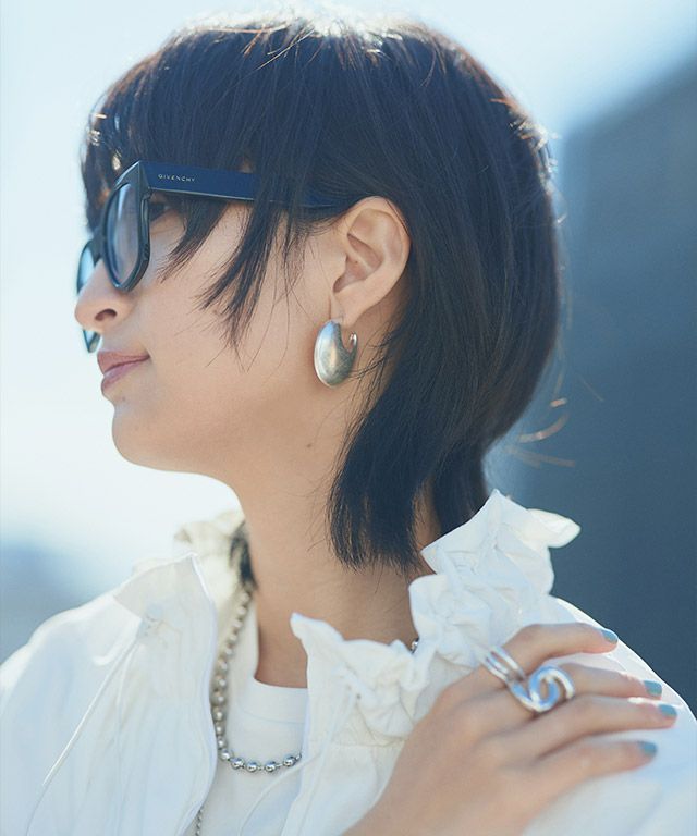 F / シルバー