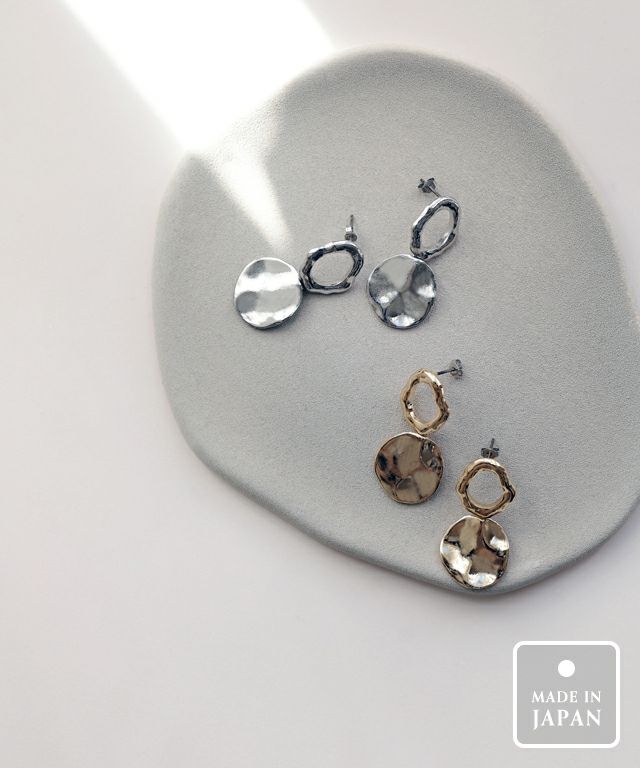 ペタルキャストピアス