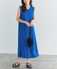 Vネックタックスリーブロングワンピース