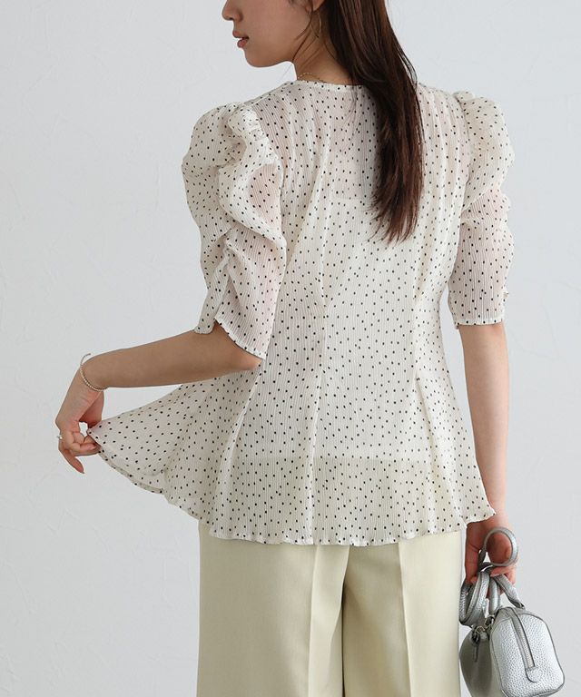 166cm / アイボリー / M