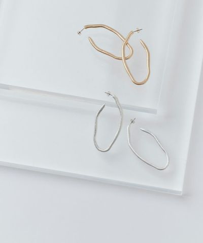 [RASW]アクセントオーバルフープピアス［Pierrot］【返品・交換不可】[送料無料]