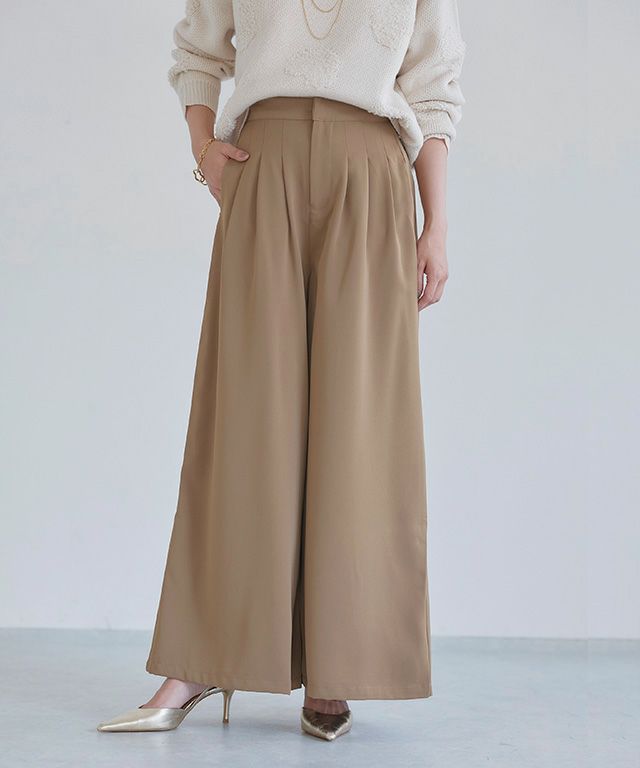タックデザインワイドパンツ