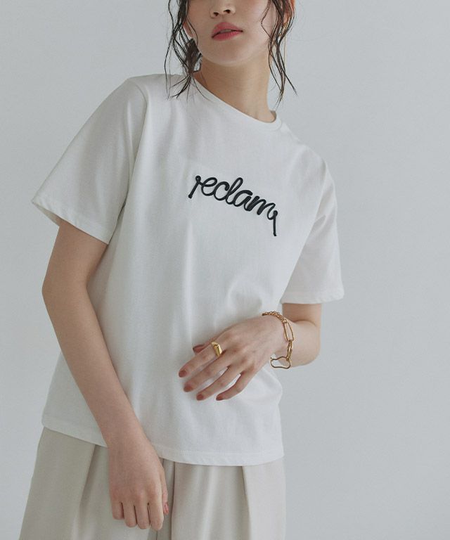 [ECLAM] コード刺繍ロゴTシャツ