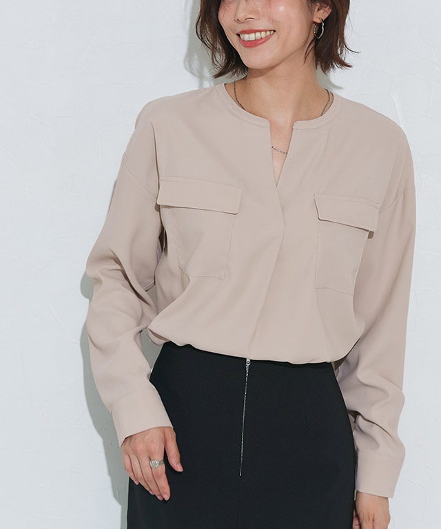 ポケットノーカラースキッパーブラウス【Pierrot】