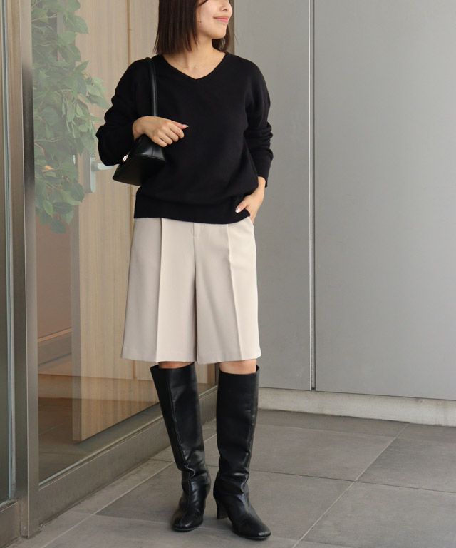 150cm / ブラック / Vネック / M