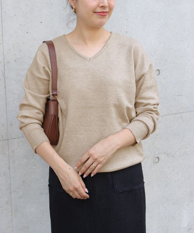 157cm / 杢ベージュ / Vネック / M