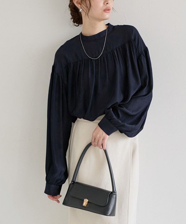 167cm / ネイビー / M