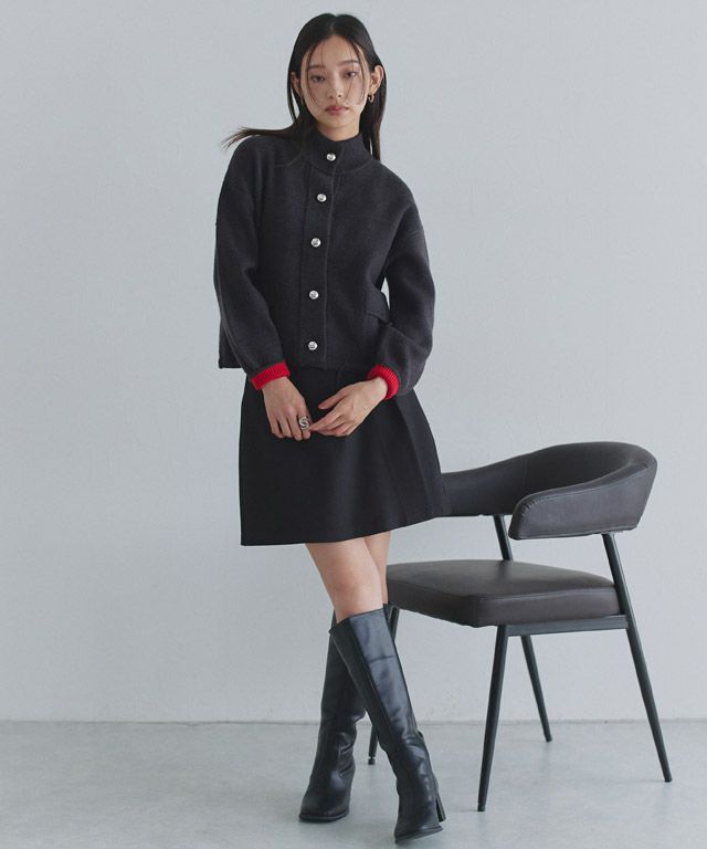 163cm / チャコール×レッド / M