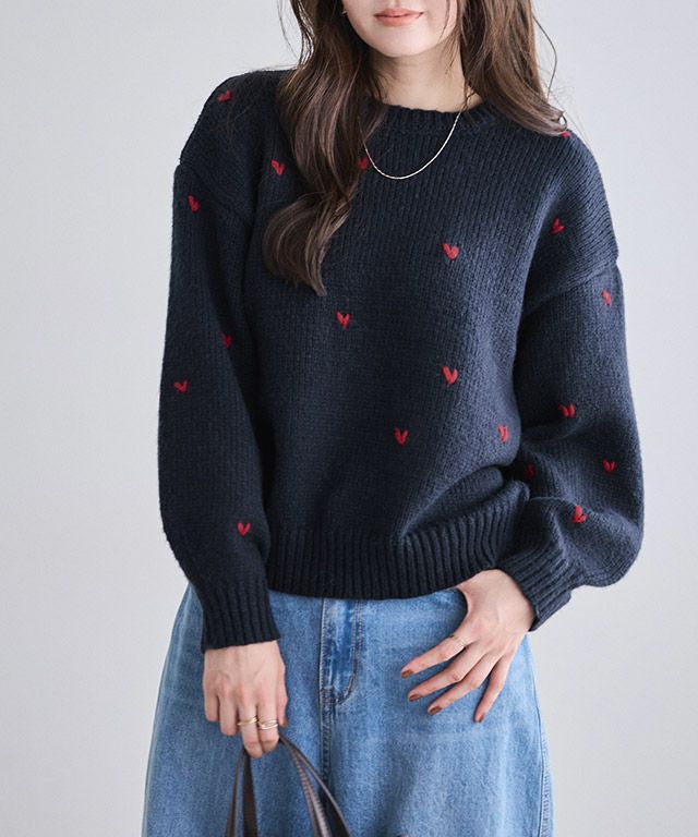 ハート刺繍ニット