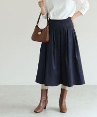 ミドル丈シャイニースカート