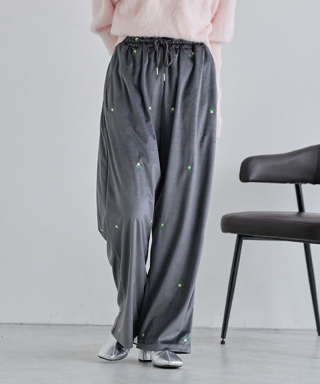 ECLAM] フラワー刺繍ベロアワイドパンツ | 【公式】Pierrot（ピエロ
